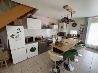  Appartement à louer 3 pièces 68 m²