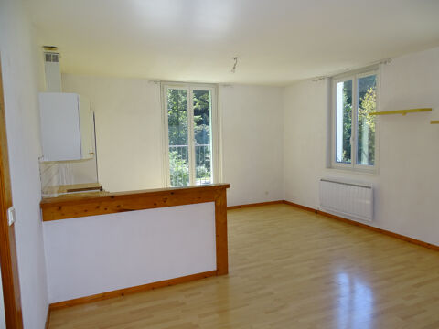 Appartement T3 599 Clairvaux-les-Lacs (39130)
