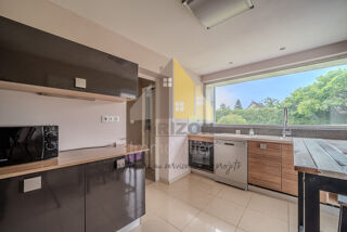  Maison à vendre 10 pièces 274 m²