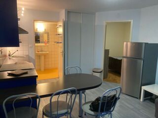 Appartement à louer 2 pièces 31 m²