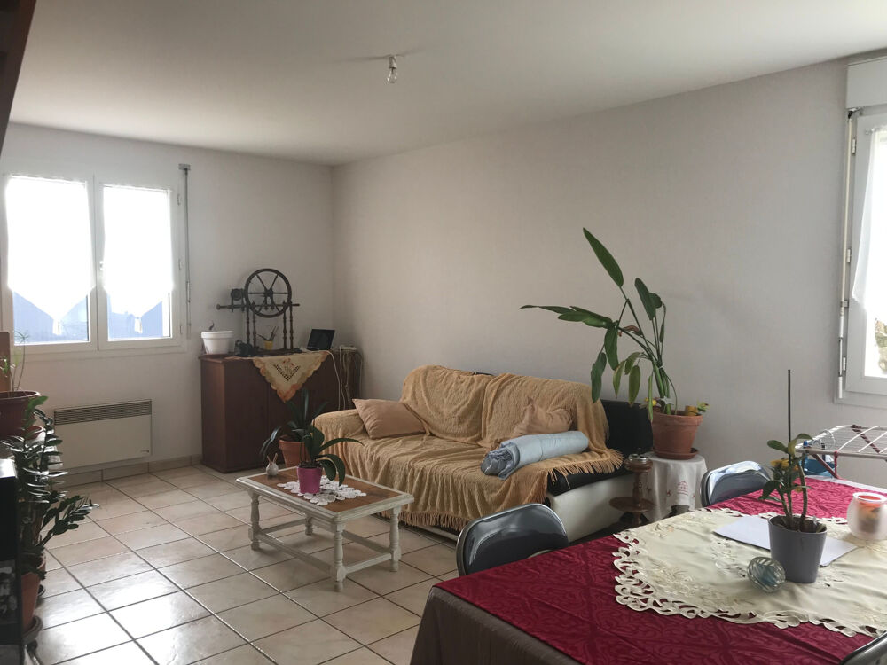 T3 DUPLEX AU CENTRE DE BLETTERANS
