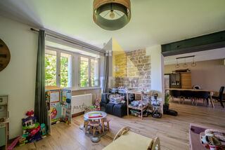  Maison à vendre 7 pièces 185 m²