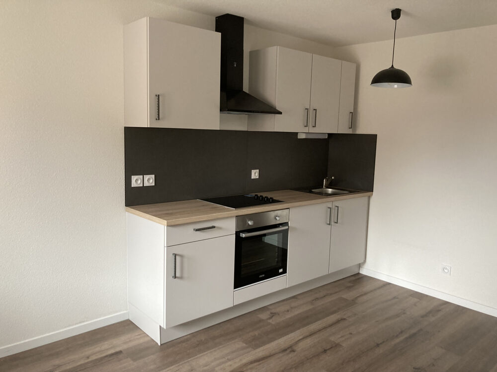 Location Appartement A LES ROUSSES, Appartement Type 2 entièrement rénové à louer Les rousses