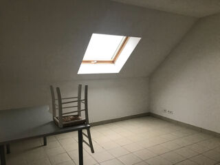  Appartement à louer 2 pièces 32 m²