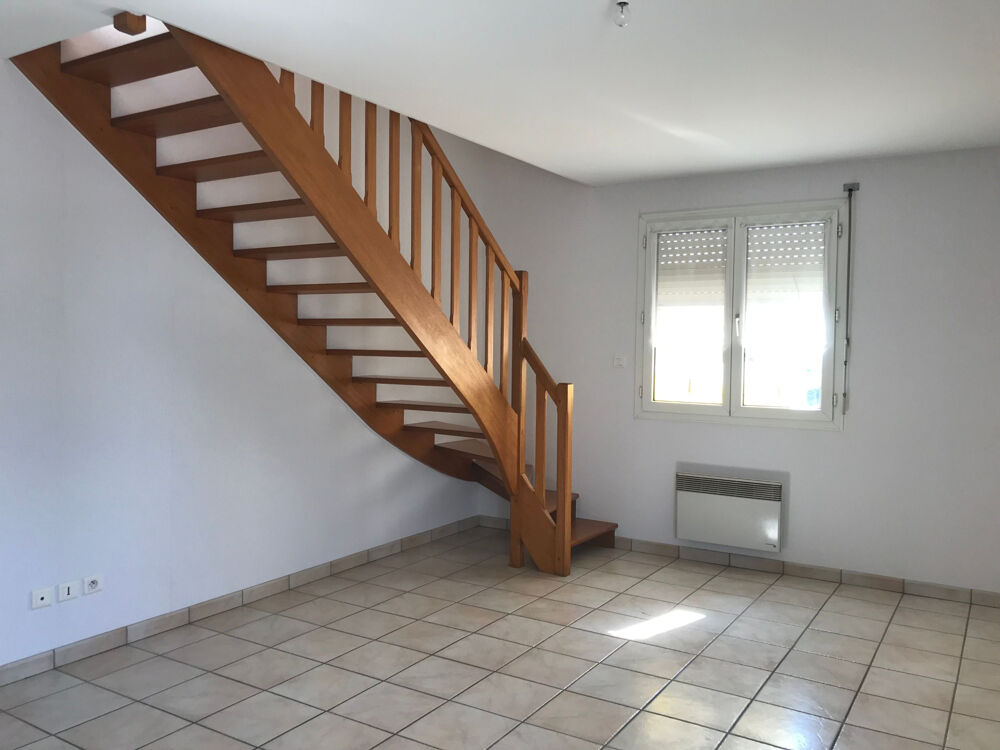 T3 DUPLEX AU CENTRE DE BLETTERANS