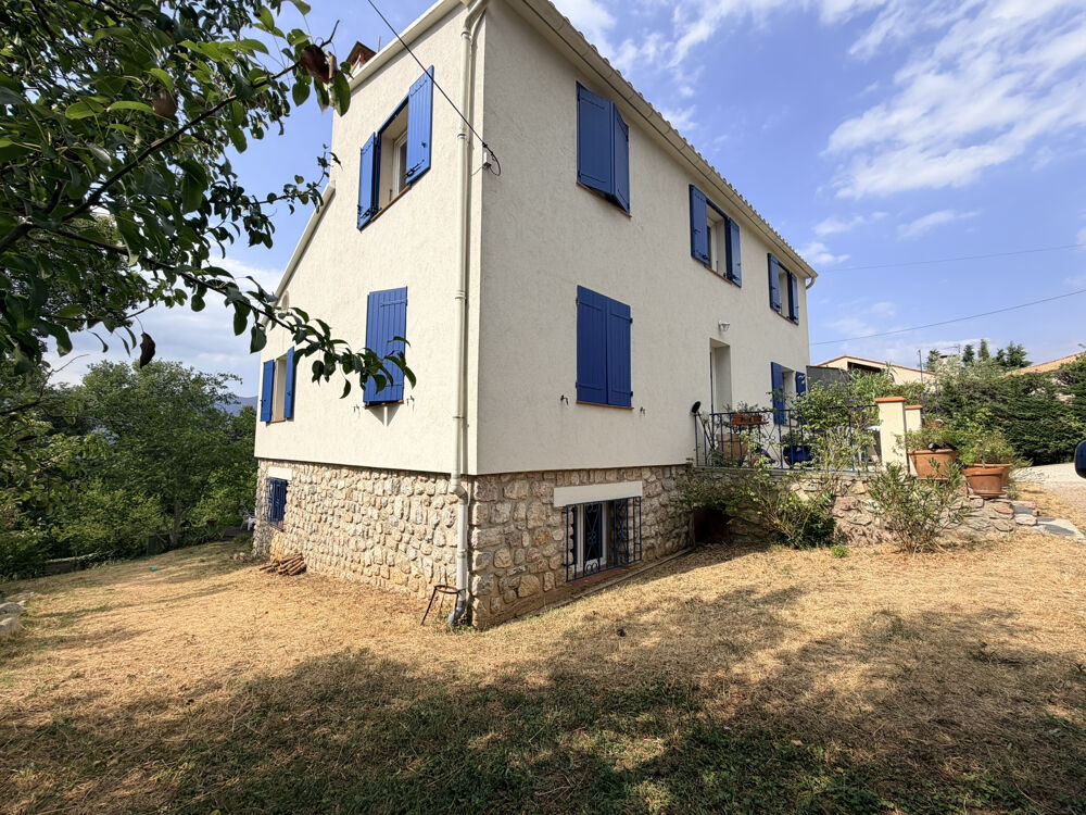 Maison de caractère de 148 m2 sur un parc boisé de 7 000 m2