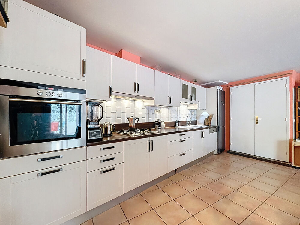 Maison de village 180 m2 8 pièces 5 chambres 225 000 €