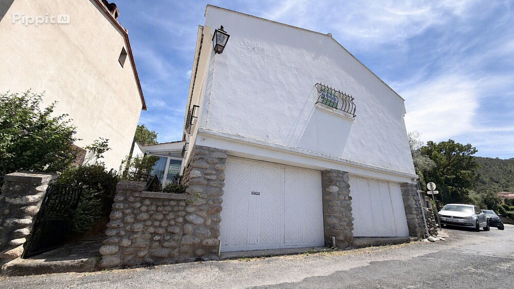 Vente Maison Propriété traditionnelle de 148 m2 sur parcelle arborée de 780 m2 avec dépendances Ria sirach