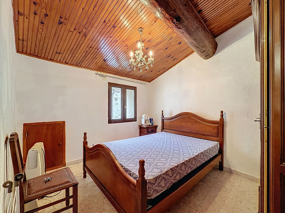 Découvrez cette maison de caractère située dans le