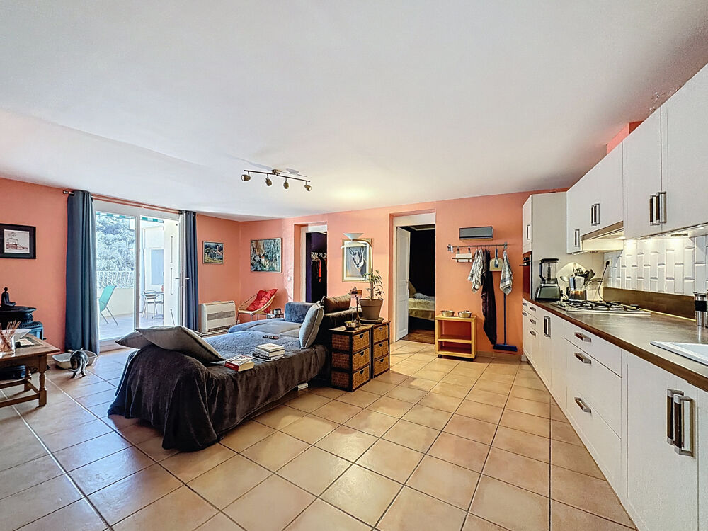 Maison de village 180 m2 8 pièces 5 chambres 225 000 €