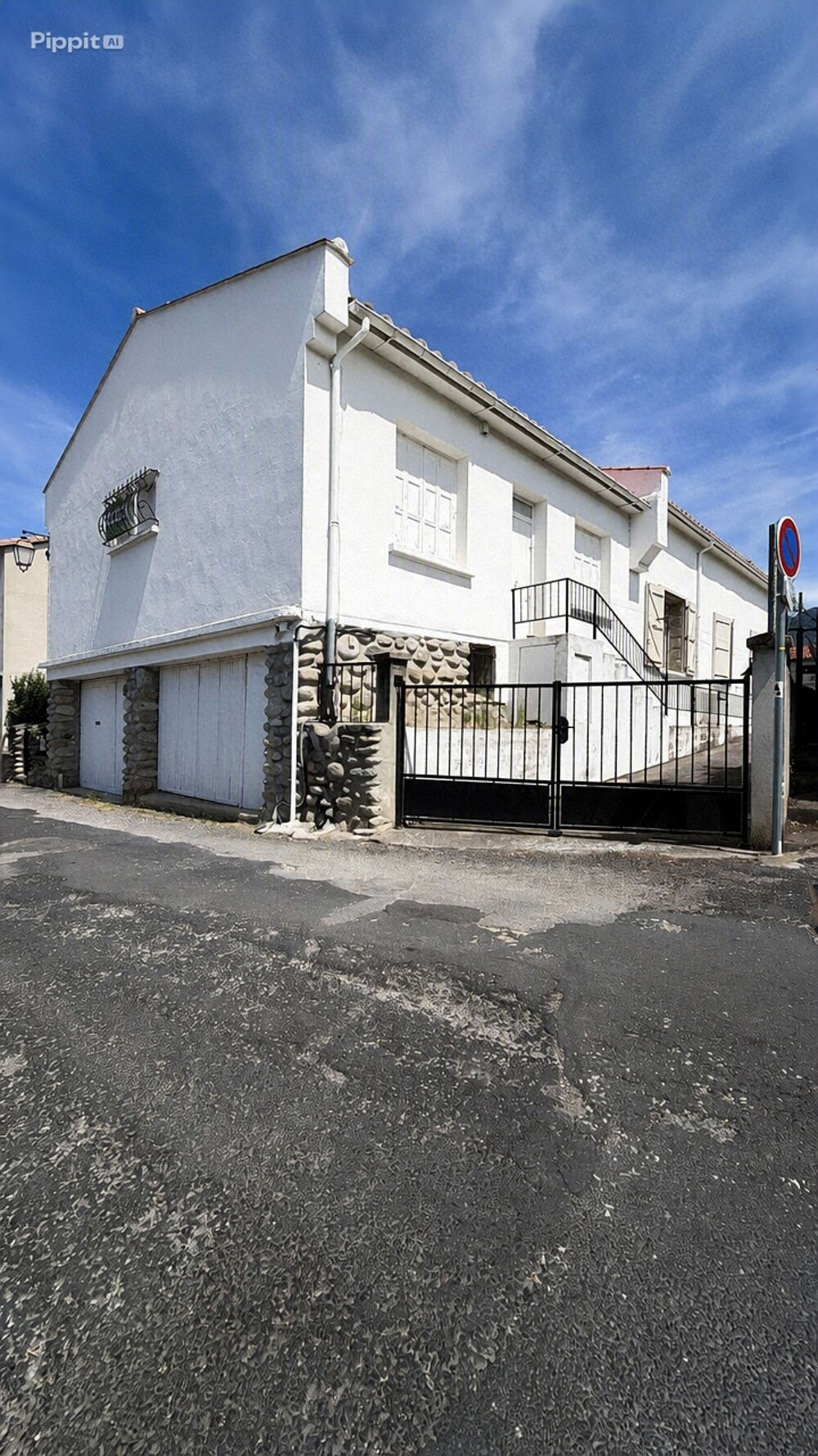 Vente Maison Propriété traditionnelle de 148 m2 sur parcelle arborée de 780 m2 avec dépendances Ria sirach