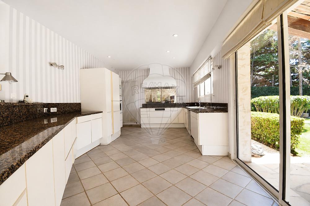 à vendre  Maison Antibes (06600)