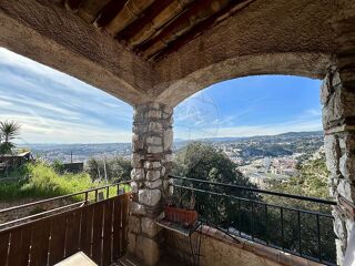  Maison � vendre 9 pi�ces 