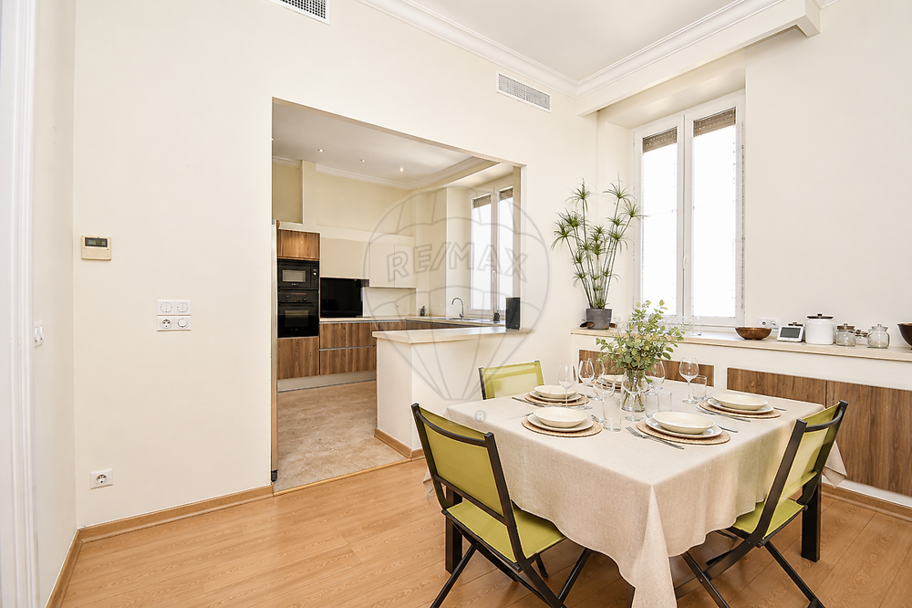 à vendre  Appartement Nice (06000)