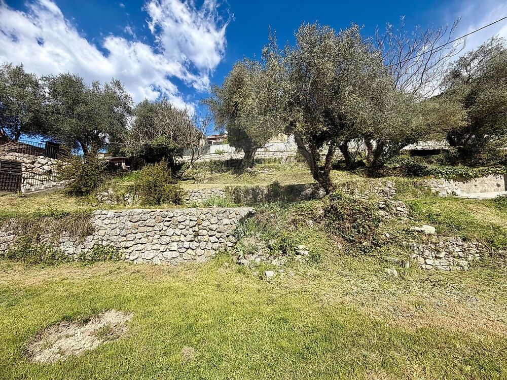 Vente Terrain Terrain  à vendre Tourrette-levens