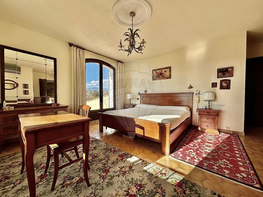 à vendre  Maison Saint-Paul-de-Vence (06570)