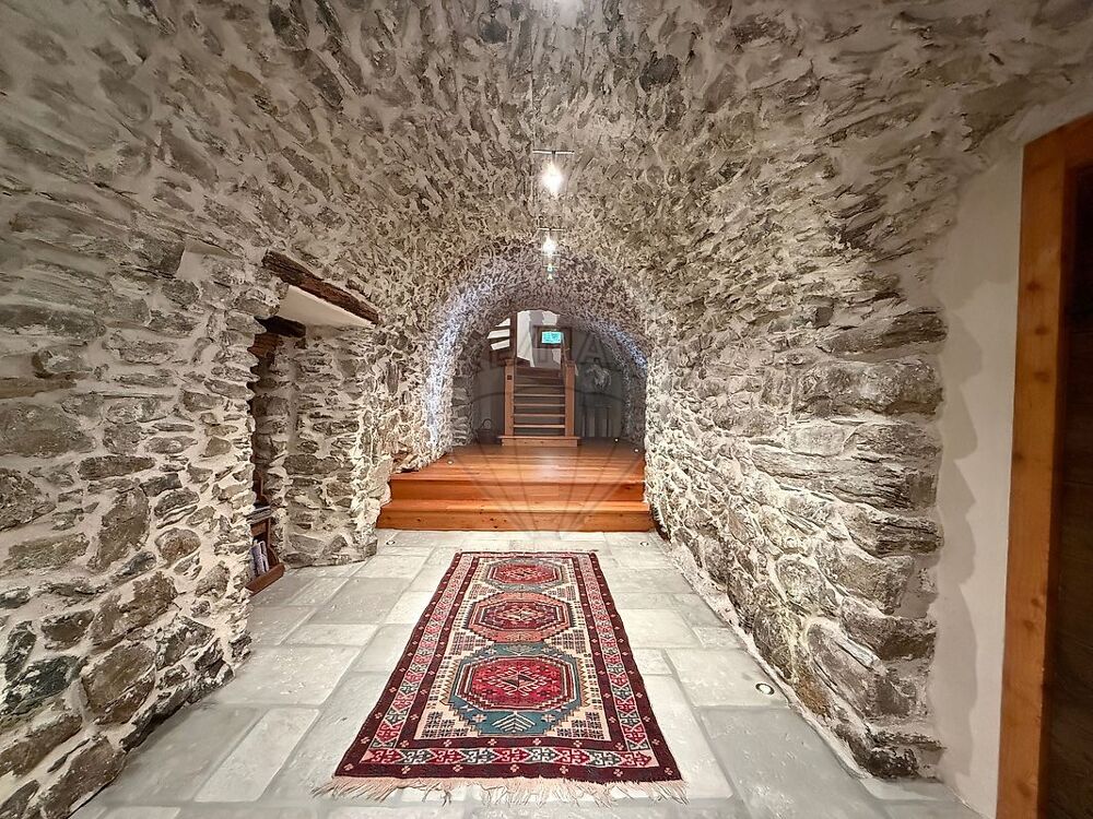 à vendre  Maison Châteauroux-les-Alpes (05380)