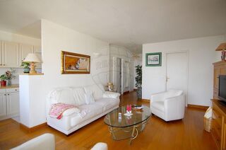  Appartement  vendre 4 pices 