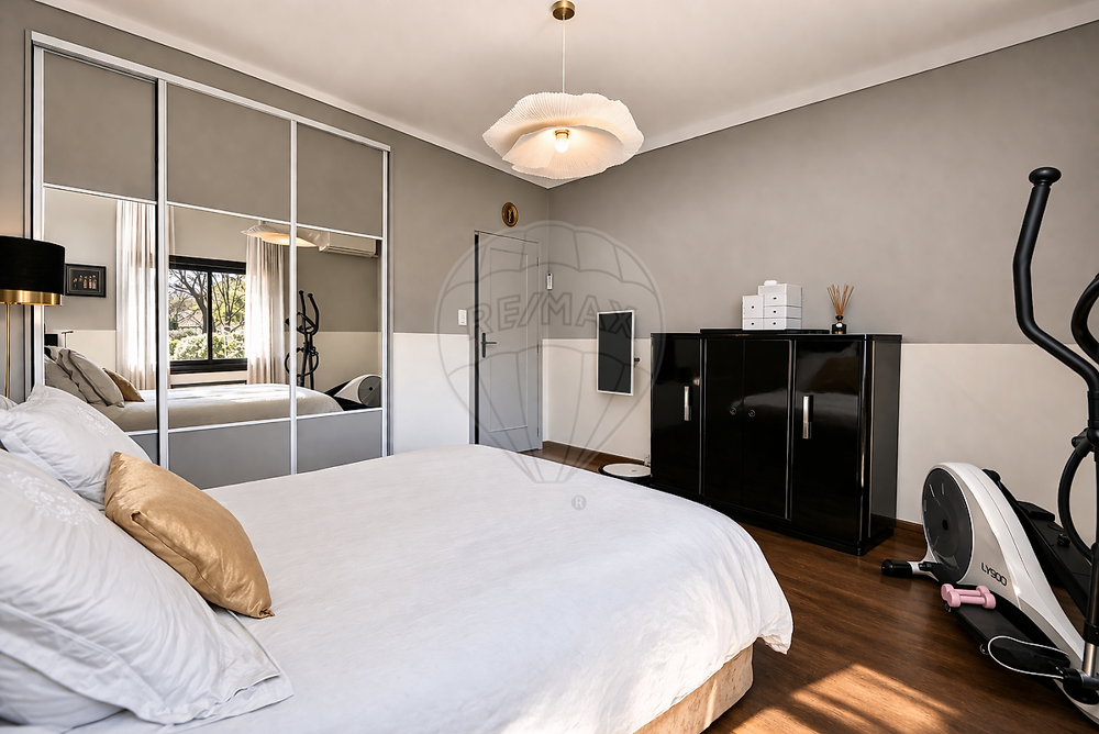 à vendre  Maison Roquefort-les-Pins (06330)