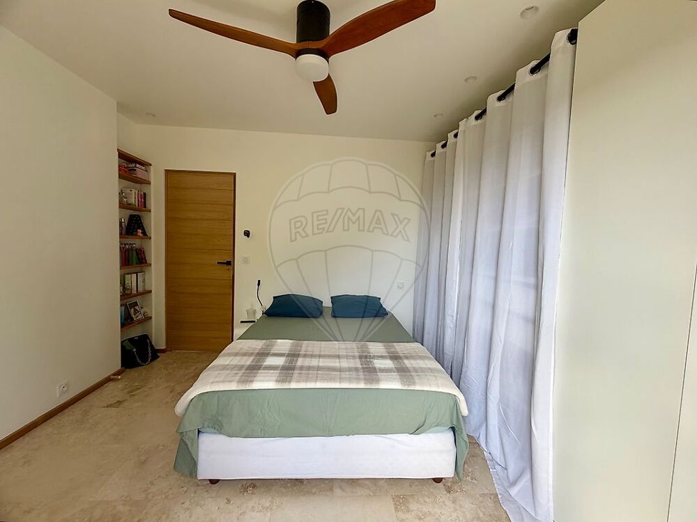 à vendre  Maison Cagnes-sur-Mer (06800)