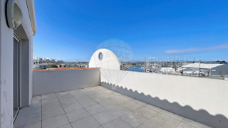  Appartement � vendre 3 pi�ces  Canet-en-roussillon