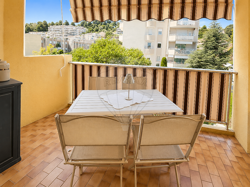 Vente Appartement Appartement 2 chambre(s) à vendre Saint-laurent-du-var
