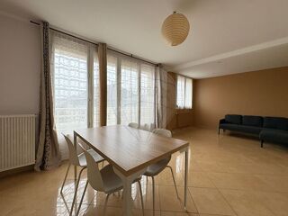  Appartement � louer 3 pi�ces 