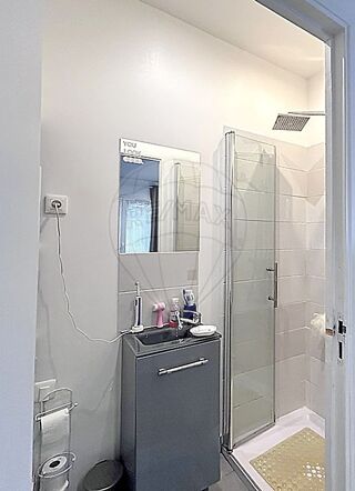  Immeuble � vendre 12 pi�ces 258 m�