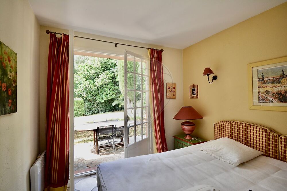 � vendre  Maison Th�oule-sur-Mer (06590)