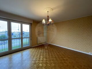  Appartement  vendre 4 pices 