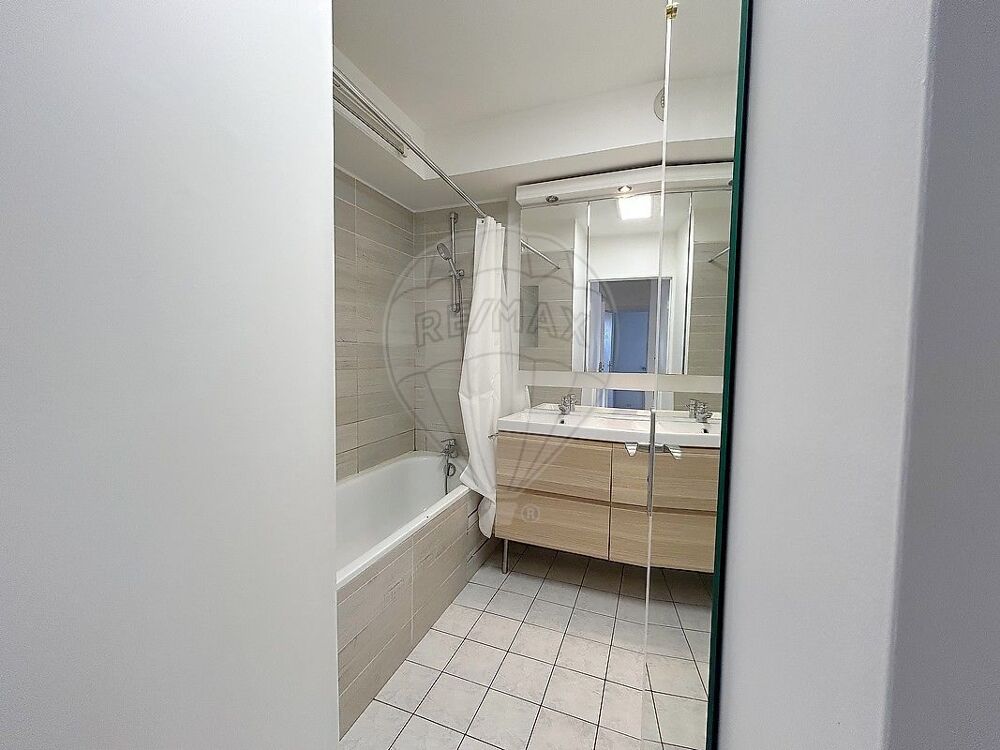 � vendre  Appartement Courbevoie (92400)