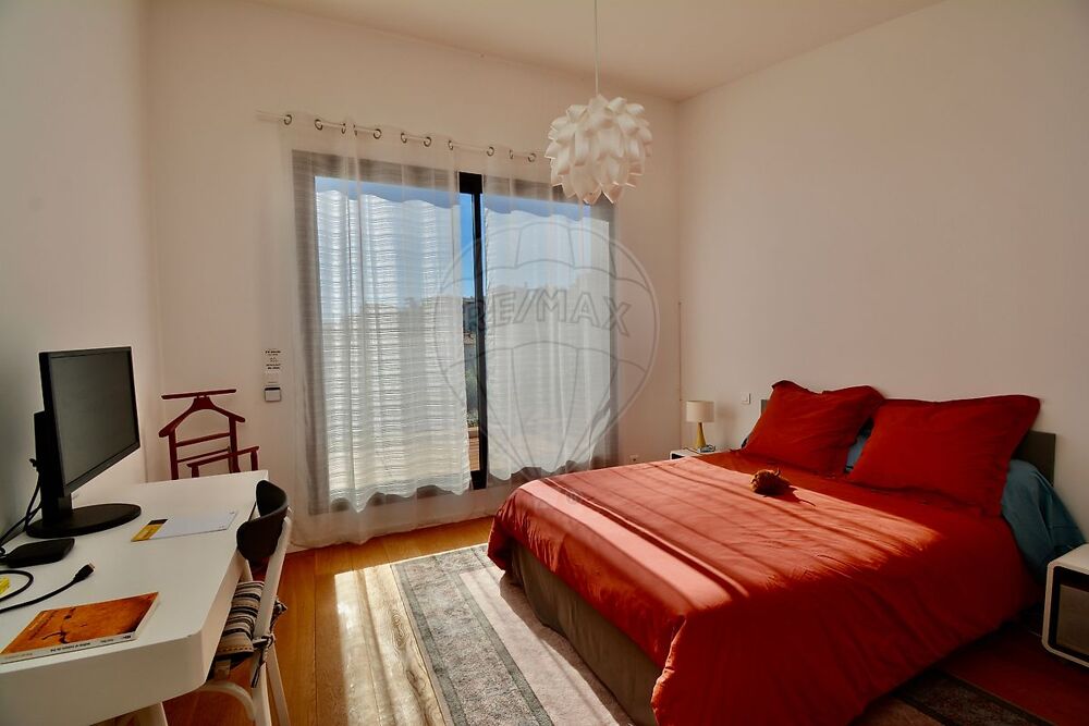 à vendre  Maison Cagnes-sur-Mer (06800)