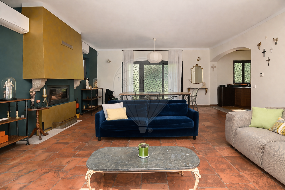à vendre  Maison Roquefort-les-Pins (06330)