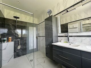  Maison  vendre 6 pices 