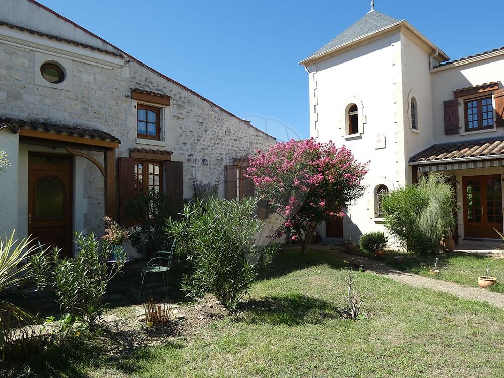 Vente Maison Maison 5 chambre(s) à vendre Bussac-sur-charente