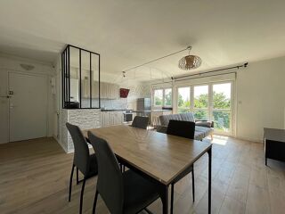  Appartement à louer 4 pièces 