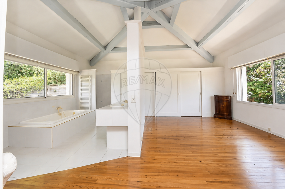 à vendre  Maison Antibes (06600)