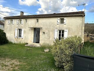Maison 6 pièces · à Corme-Royal · 323 000 €