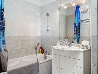  Immeuble � vendre 12 pi�ces 259 m�