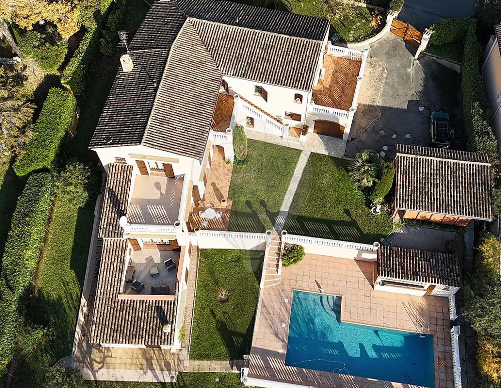 � vendre  Maison Saint-Paul-de-Vence (06570)