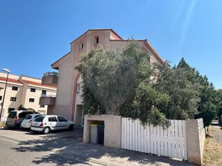  Immeuble  vendre 15 + pices 373 m