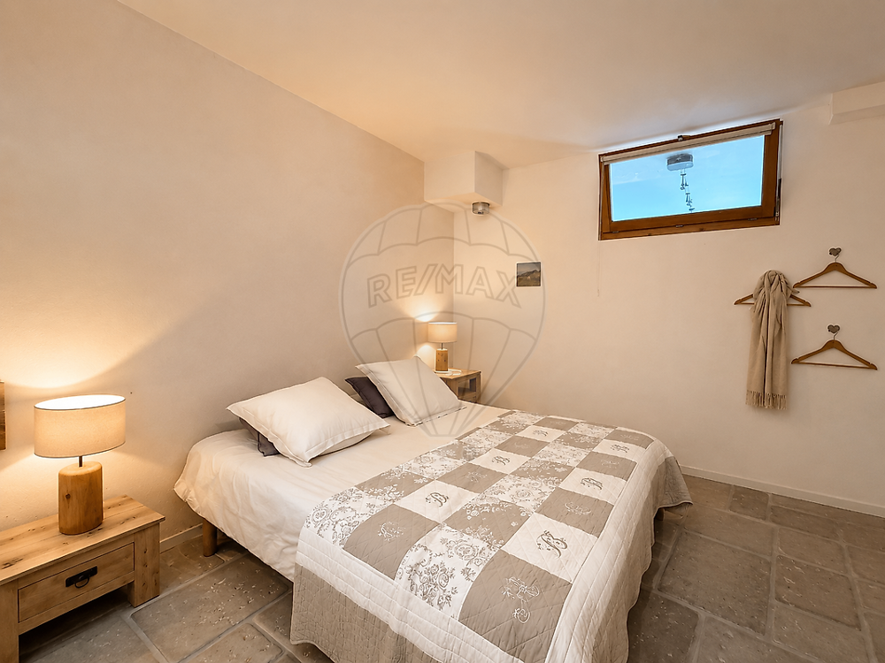 à vendre  Maison Châteauroux-les-Alpes (05380)