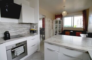  Appartement  vendre 4 pices 