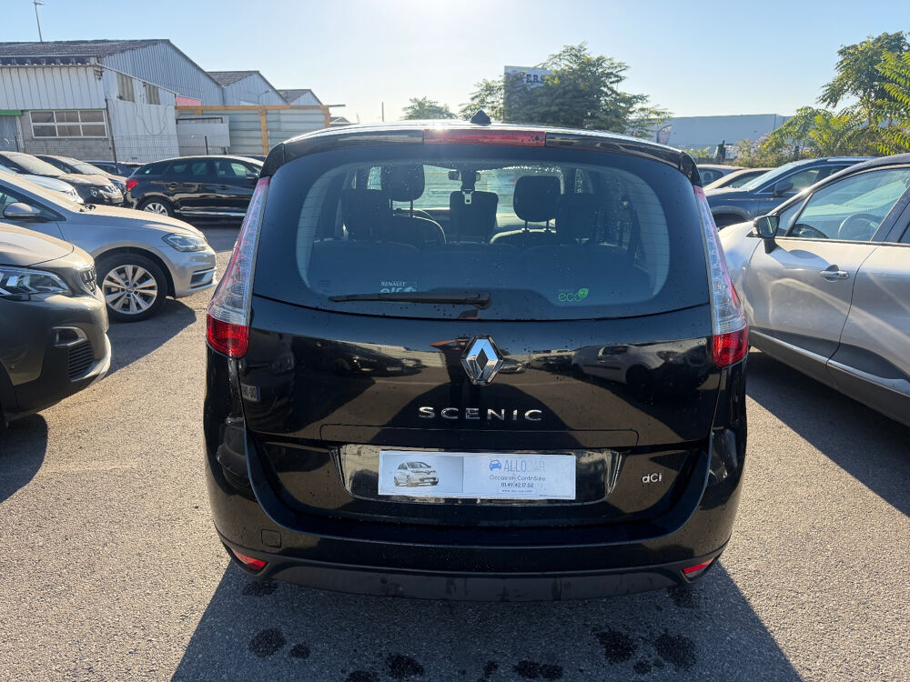 Grand Sc&eacute;nic III dCi 105 eco2 Carminat Tom Tom 7 pl 2010 occasion 93120 LA COURNEUVE