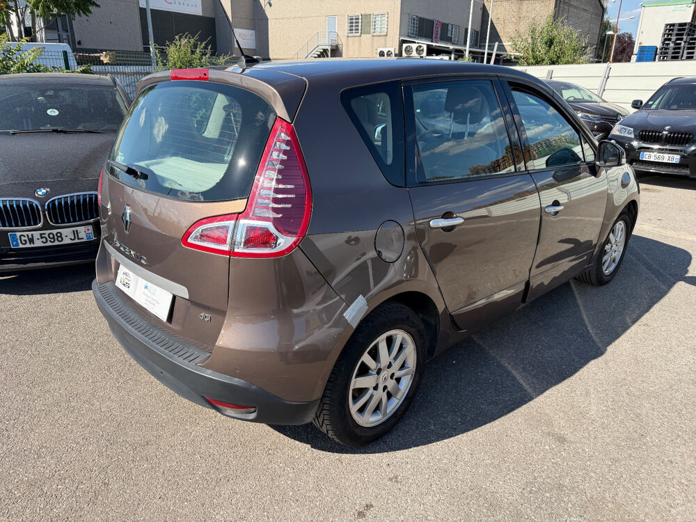 Sc&eacute;nic III Scenic III dCi 110 FAP eco2 Exception Euro 5 2011 2011 occasion 93120 LA COURNEUVE