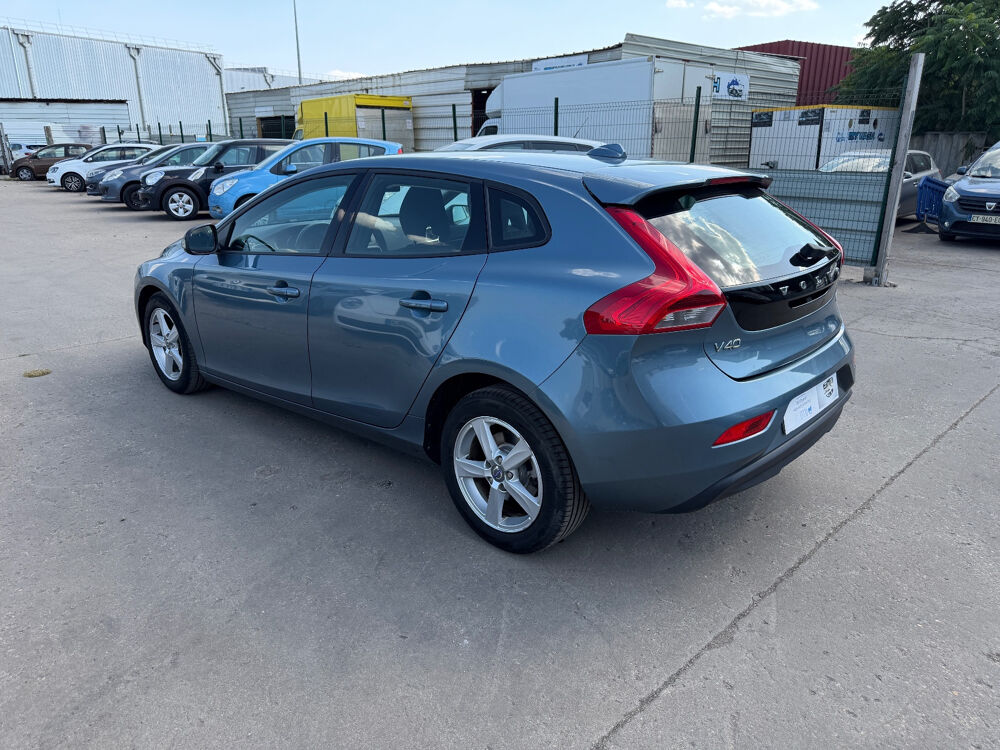 V40 D2 115 Kinetic 2014 occasion 93120 LA COURNEUVE