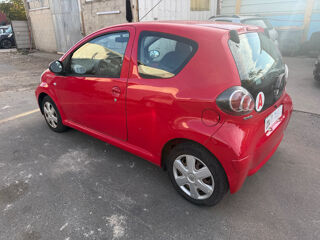Aygo 1.0 VVT-i Connect 2011 occasion 93120 LA COURNEUVE