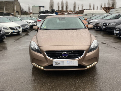 V40 D2 115 Momentum 2013 occasion 93120 LA COURNEUVE