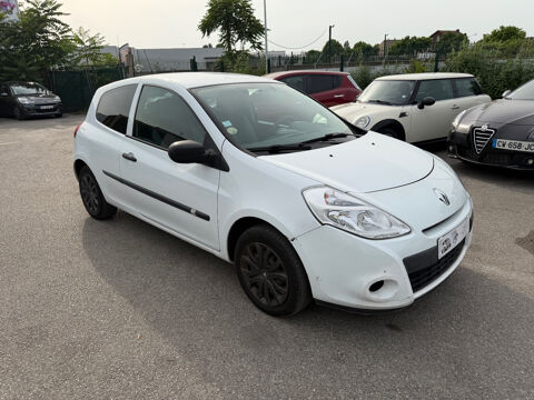 Renault Clio III dCi 85 eco2 Expression 2009 occasion LA COURNEUVE 93120