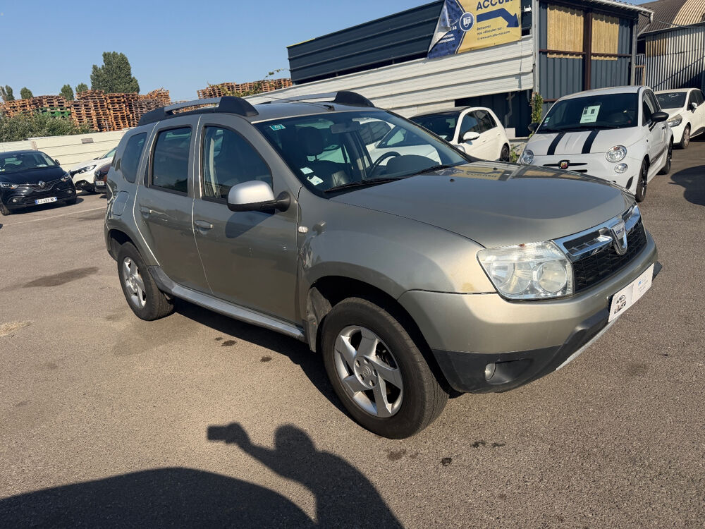 Duster 1.5 dCi 110 4x2 Laur&eacute;ate 2011 occasion 93120 LA COURNEUVE